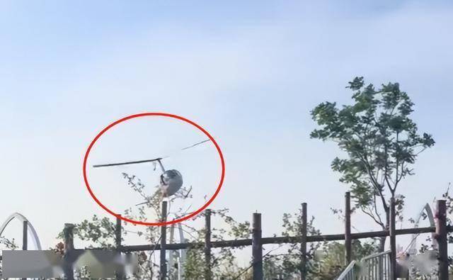 突发！苏州景区直升机从天而降无辜男子被砸身亡事故飞机曝光